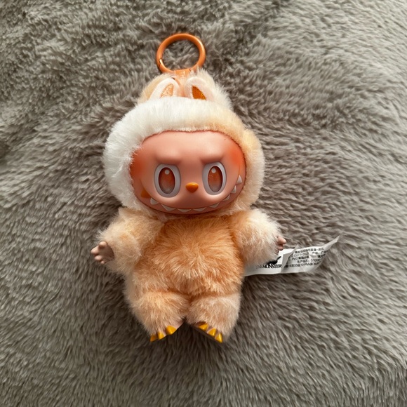 Pop Mart Labubu: The Monsters Big into Energy Series – Vinyl Plush Pendant - Picture 3 of 8